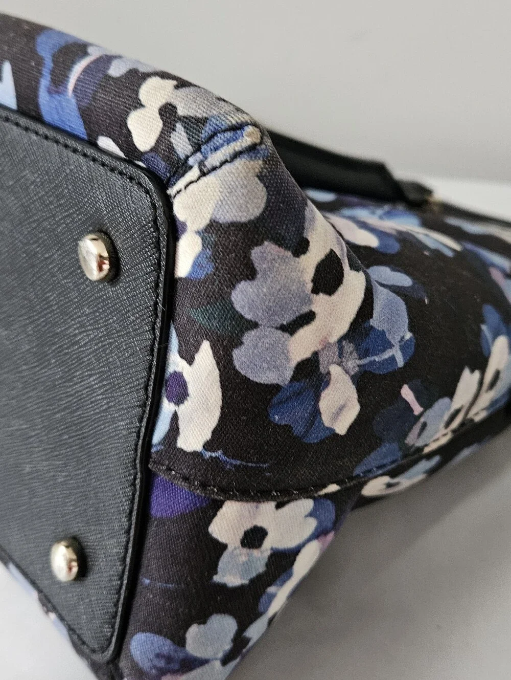 Kate Spade New York Cameron Street Blue Floral Margot Satchel (EUC)